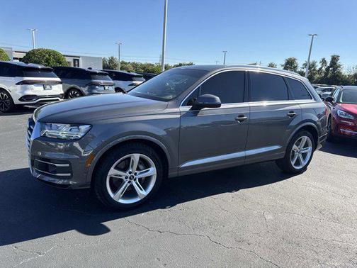 2019 Audi Q7 55 Prestige