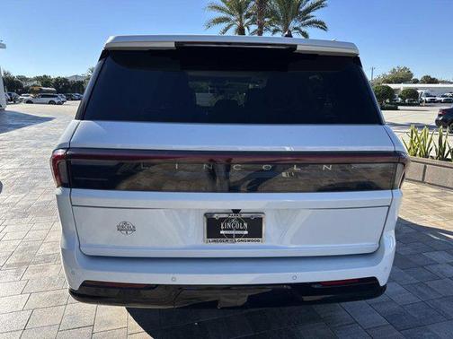 2025 Lincoln Navigator Reserve