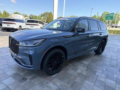 WHISPER BLUE MET CC 2026 Lincoln Aviator Reserve AWD