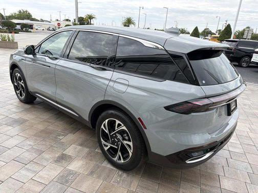 Gray Matter Clearcoat 2026 Lincoln Nautilus Premiere