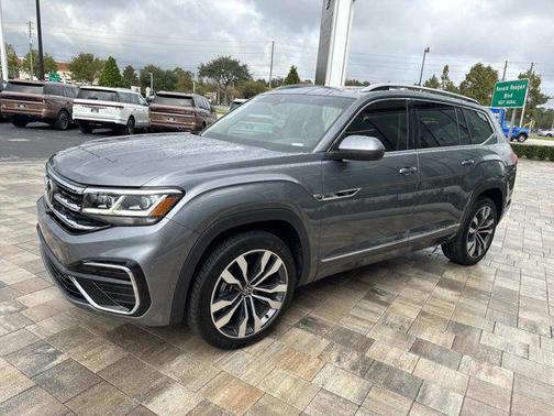 2022 Volkswagen Atlas 3.6L SEL Premium