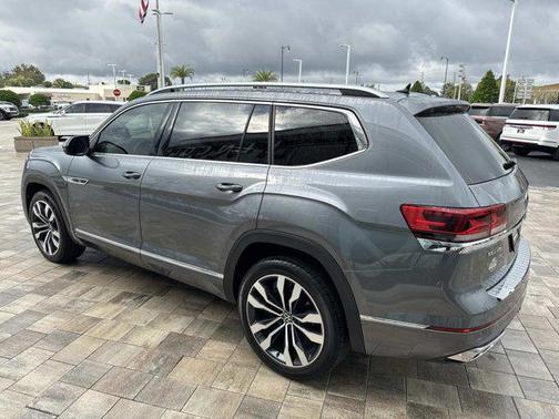 2022 Volkswagen Atlas 3.6L SEL Premium