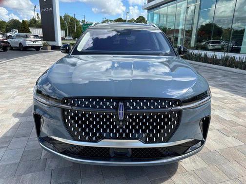 2025 Lincoln Nautilus Reserve