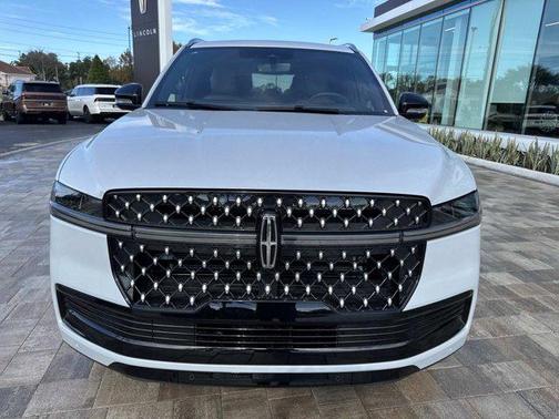 2025 Lincoln Navigator Black Label