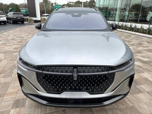 2025 Lincoln Nautilus Reserve