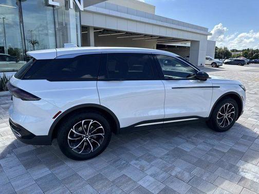 2025 Lincoln Nautilus Premiere