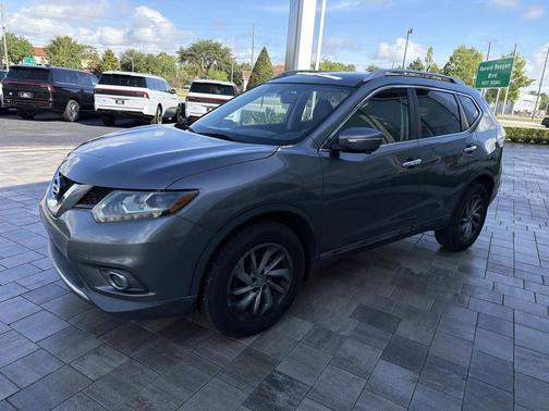 Gun Metallic 2015 Nissan Rogue SL