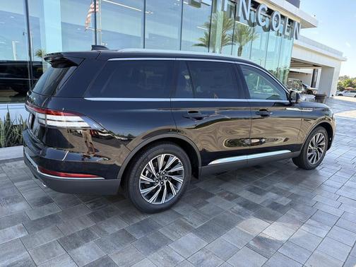 INFINITE BLACK MET CC 2026 Lincoln Aviator Premiere