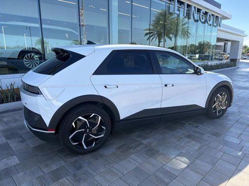 Atlas White 2023 Hyundai IONIQ 5 SEL