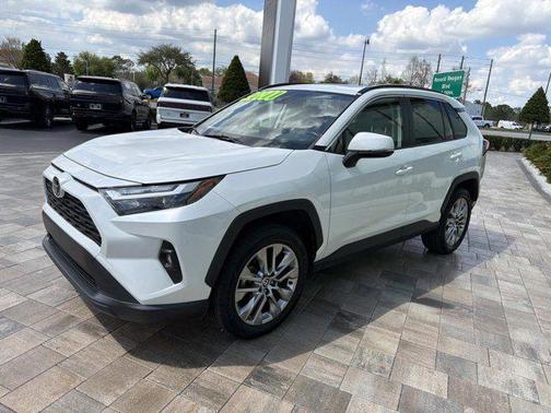2023 Toyota RAV4 XLE Premium