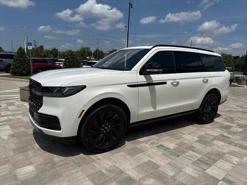 2025 Lincoln Navigator Reserve