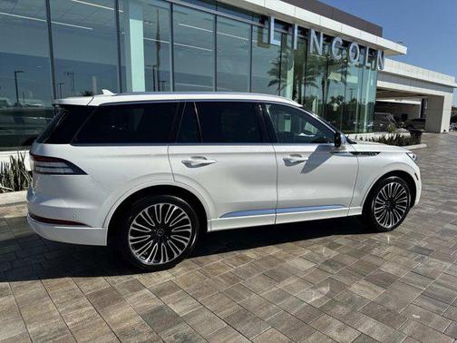 2022 Lincoln Aviator Black Label AWD