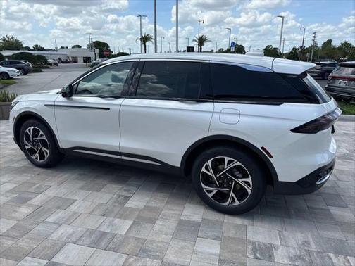 2025 Lincoln Nautilus Premiere