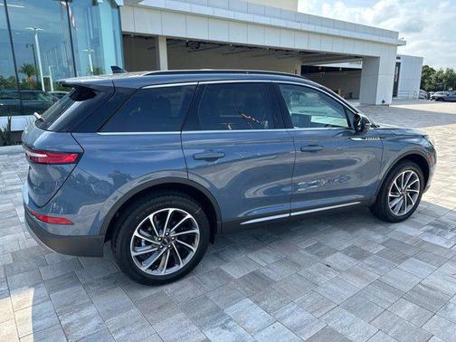 2025 Lincoln Corsair Premiere