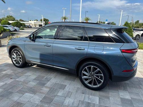 2025 Lincoln Corsair Premiere