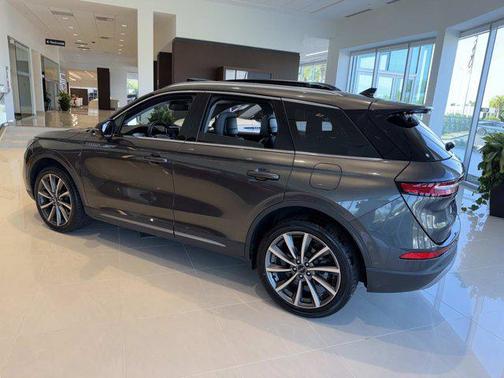 Magnetic Gray 2020 Lincoln Corsair Reserve