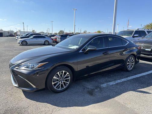 2023 Lexus ES 350 Base