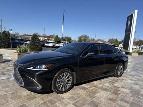 2023 Lexus ES 350 Base