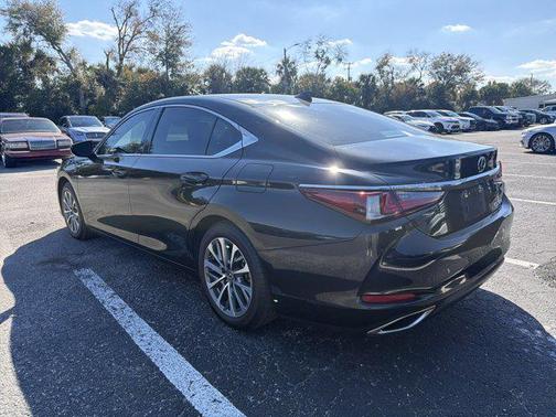 2023 Lexus ES 350 Base