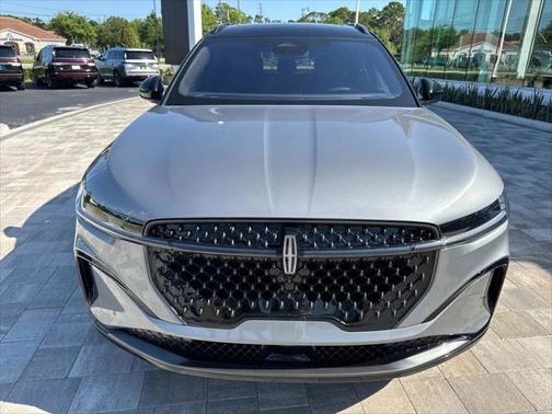 2025 Lincoln Nautilus Reserve