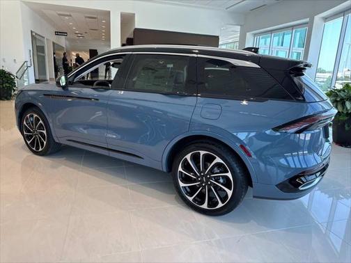 2025 Lincoln Nautilus Black Label