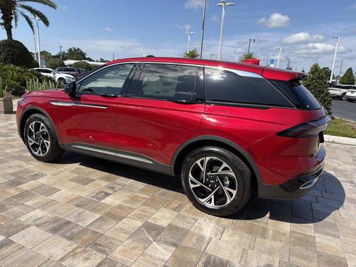 Red Carpet Metallic Tinted Clearcoat 2026 Lincoln Nautilus Premiere