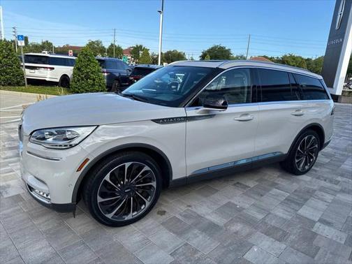 2022 Lincoln Aviator Reserve