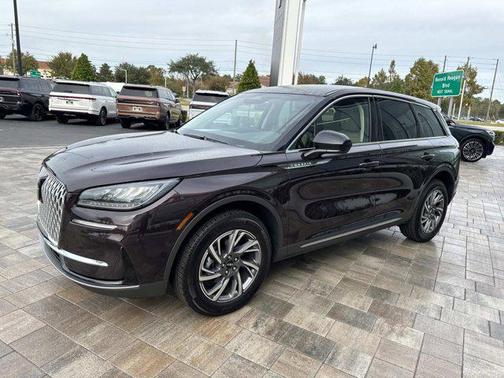 2023 Lincoln Corsair Standard