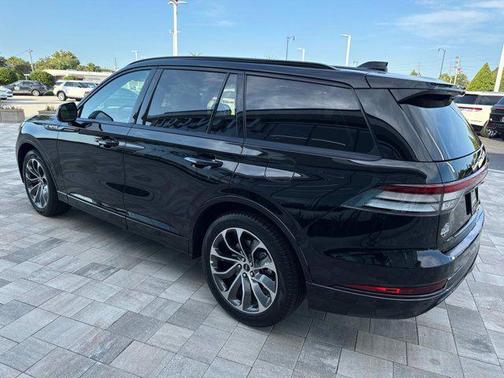 2025 Lincoln Aviator Premiere