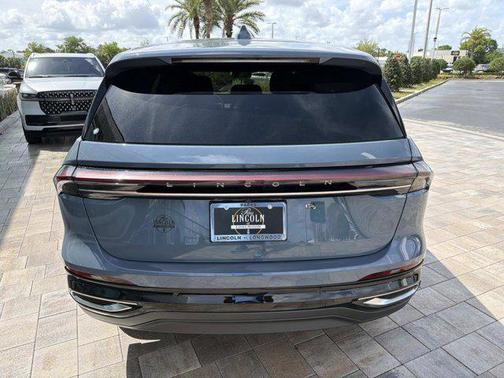 Whisper Blue Metallic Clearcoat 2026 Lincoln Nautilus Premiere