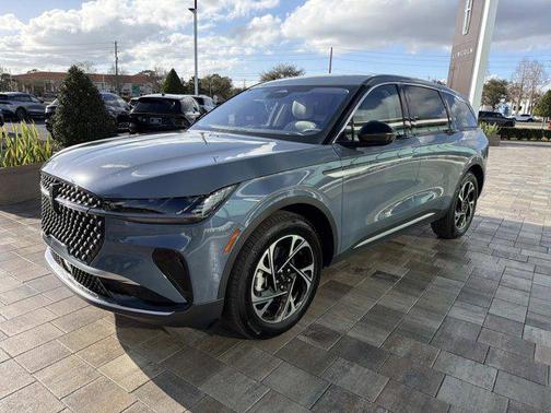 Whisper Blue Metallic Clearcoat 2026 Lincoln Nautilus Premiere