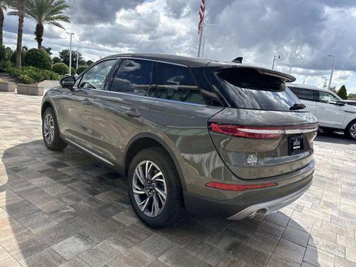 2025 Lincoln Corsair Premiere