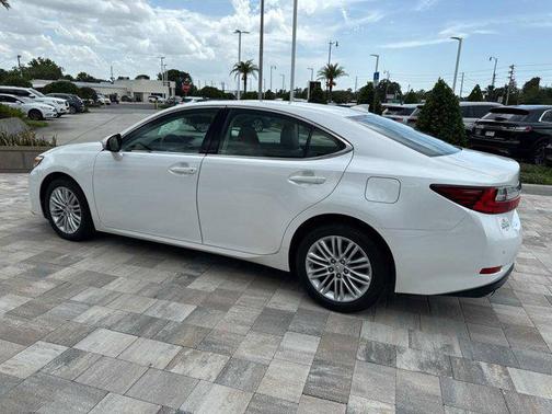 2017 Lexus ES 350 Base