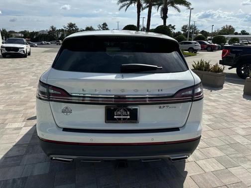 2020 Lincoln Nautilus Reserve