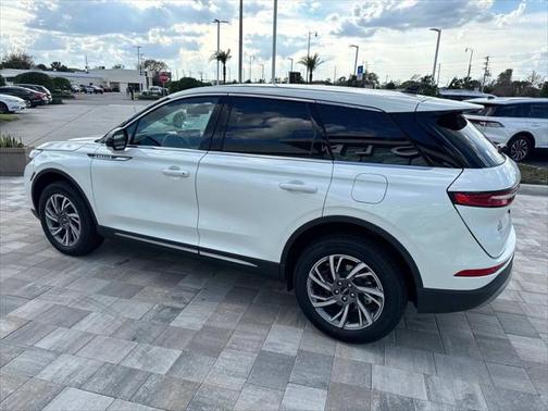 2025 Lincoln Corsair Premiere