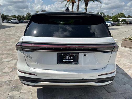 2025 Lincoln Nautilus Black Label