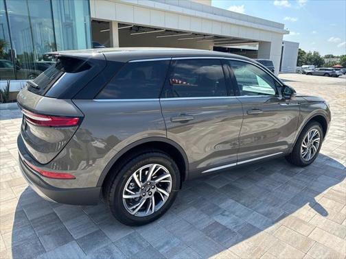 2025 Lincoln Corsair Premiere