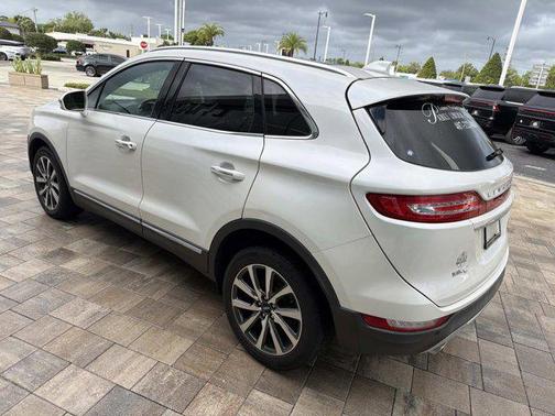White Platinum Metallic Tri-Coat 2019 Lincoln MKC Reserve