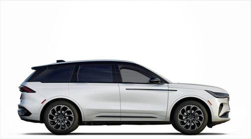 2025 Lincoln Nautilus Reserve