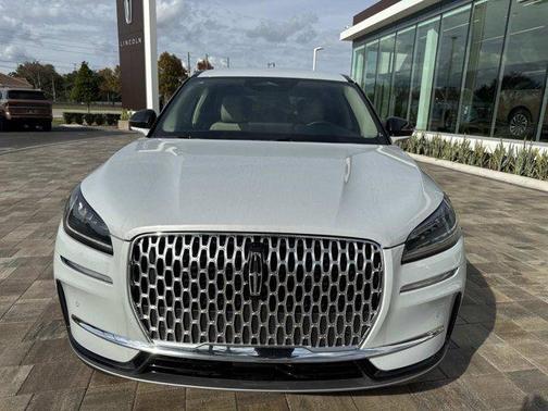 2025 Lincoln Corsair Premiere