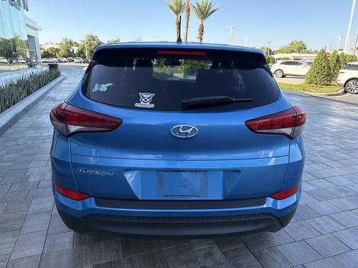 Caribbean Blue 2018 Hyundai TUCSON SE