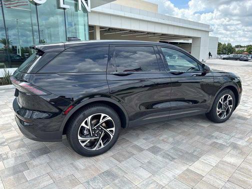 2025 Lincoln Nautilus Premiere