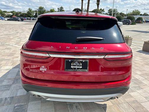 2025 Lincoln Corsair Premiere