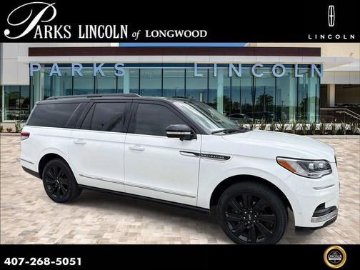 PRISTINE WHITE METALLIC 3C 2024 Lincoln Navigator Black Label