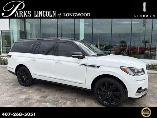 Pristine White Metallic Tri-Coat 2024 Lincoln Navigator Black Label
