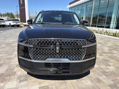 Infinite Black Metallic 2026 Lincoln Navigator Premiere
