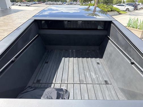 Stainless Steel 2024 Tesla Cybertruck Cyberbeast