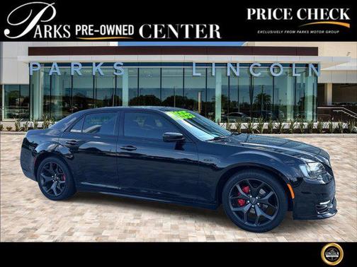 2020 Chrysler 300 Touring