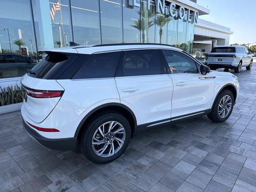 pristine white metallic tri-coat 2026 Lincoln Corsair Premiere