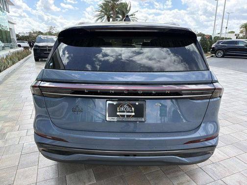 Whisper Blue Metallic Clearcoat 2026 Lincoln Nautilus Reserve